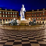 Share 3* Nizza