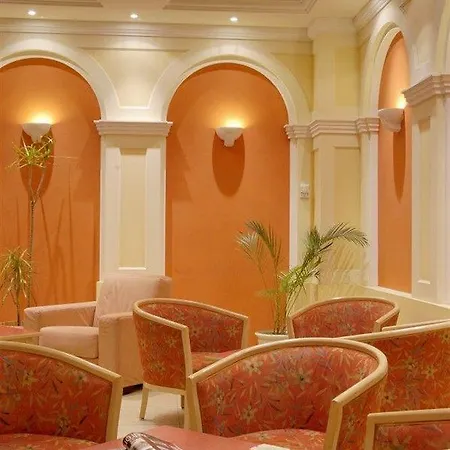 Mini-hôtel Share Nice