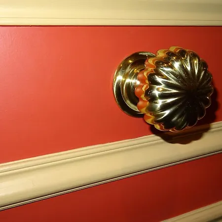 Share Mini-hôtel 3*