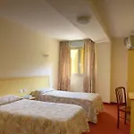 بيت ريفي Share